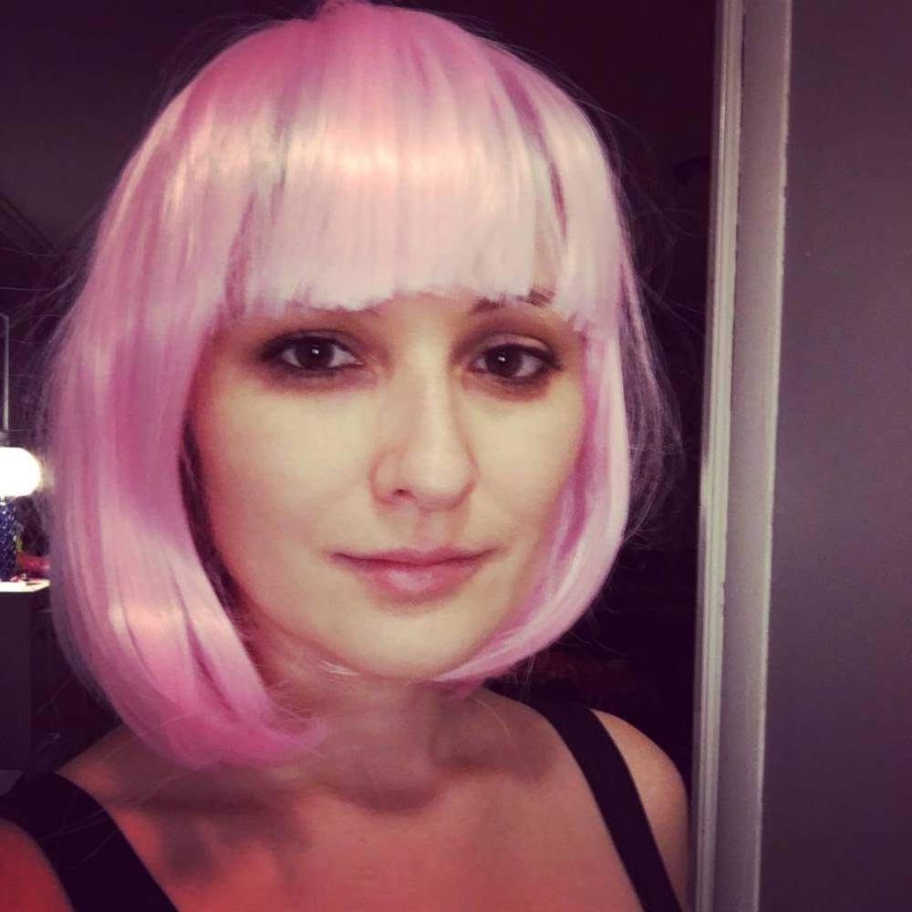 Meet your Posher, Nina